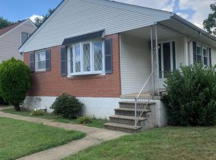 2922 Illinois Ave, Baltimore, MD 21227