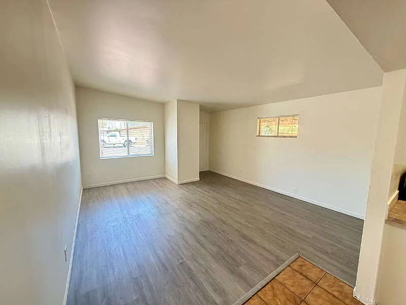 2 bed, 1.0 bath, 950 sqft, $1,299 — Photo 4