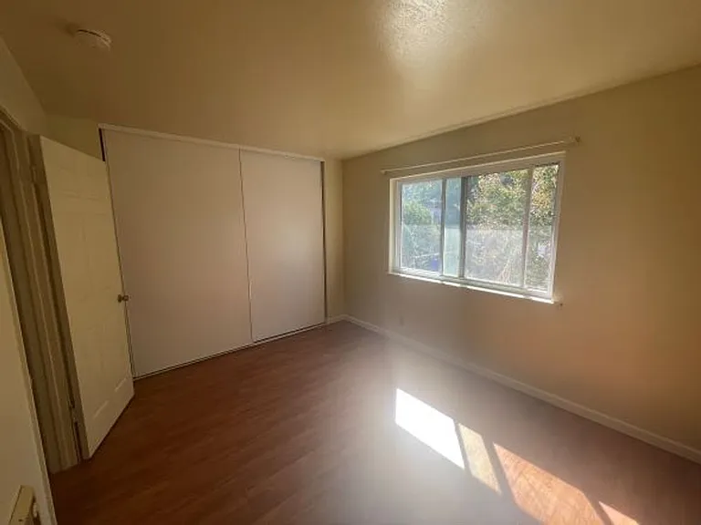 4560 Thornton Ave #15 — Photo 8