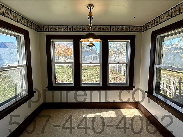 621 Oak St — Photo 8