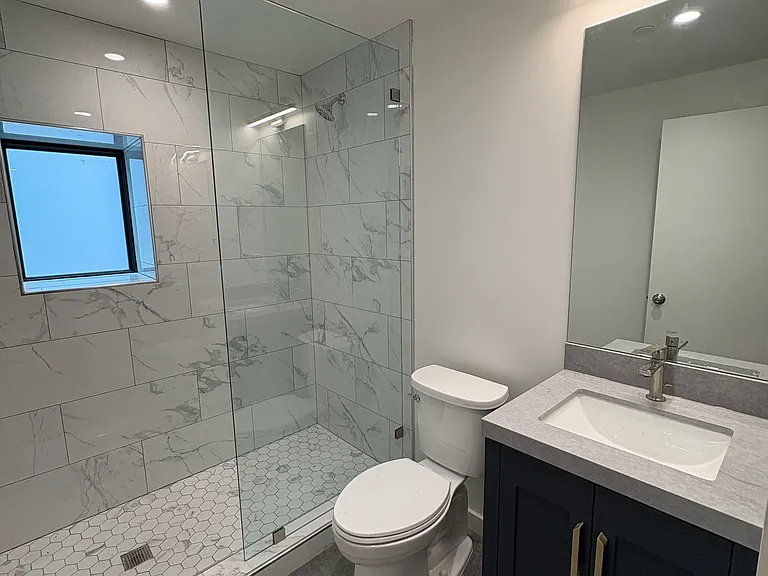 42 Jasper Pl — Photo 4