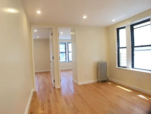 Rented by Bohemia Realty Group | media 10