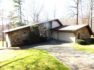 304 Golf Course Rd, Unicoi, TN 37692