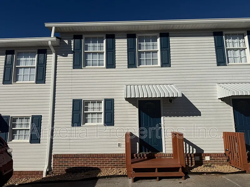 152 Gray Station Rd #13