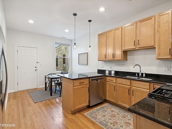 3rd image of 3356 N Central Park Ave #2N