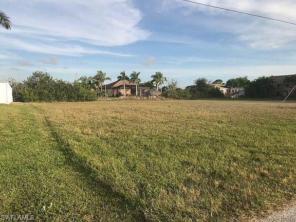 5th image of 419 NW 33rd Ave