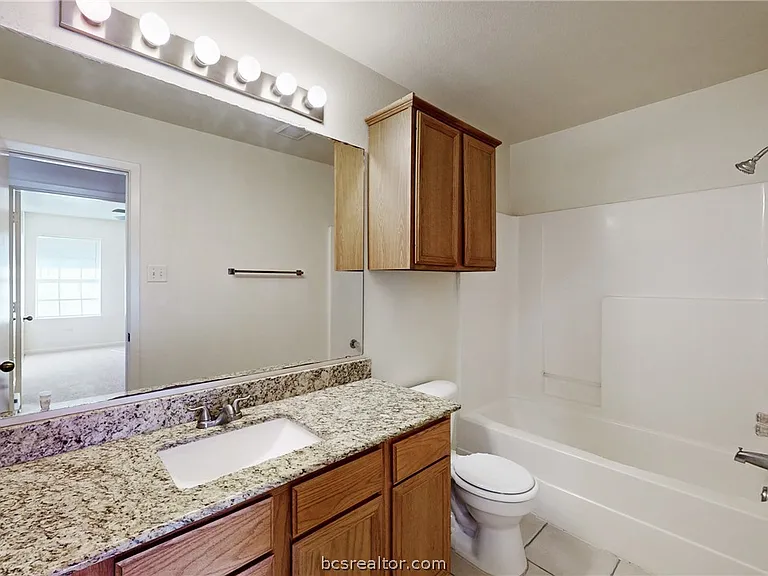 3612 Hollyhock St — Photo 12