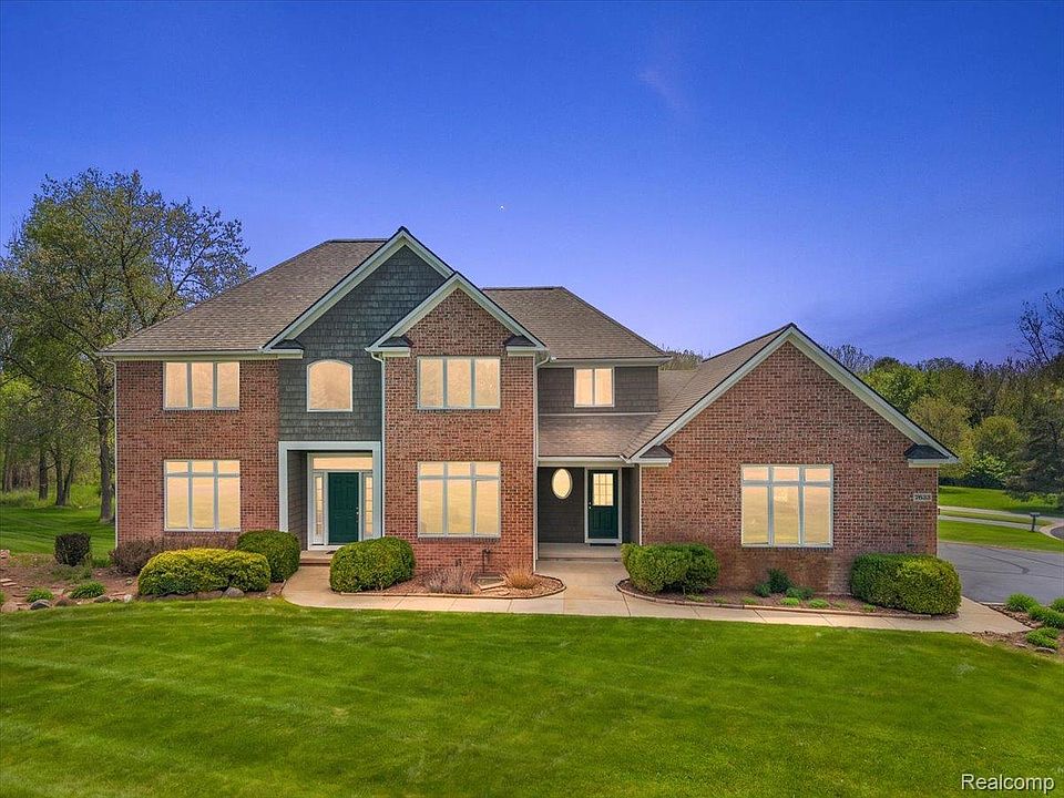 1st image of 7633 Blue Gentian Ct
