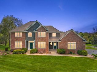 7633 Blue Gentian Ct, Dexter, MI 48130