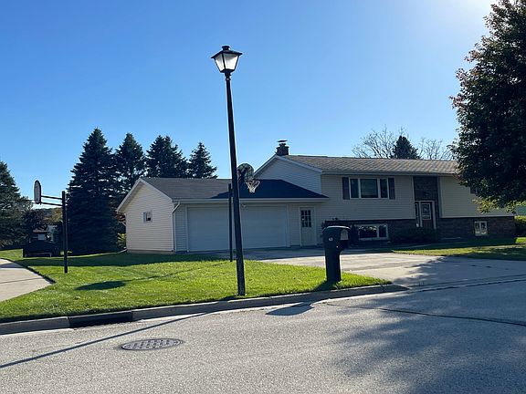 2nd image of 431 Harvey Dr