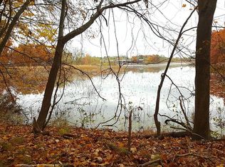 Dunsary Ln, Brighton, MI 48114