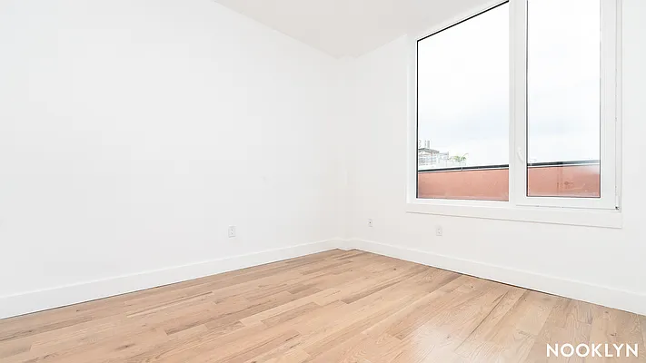 Rented by Nooklyn NYC LLC | media 21