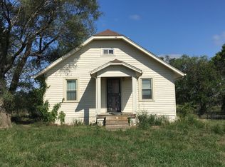 10236 SE Ratner Rd, Berryton, KS 66409