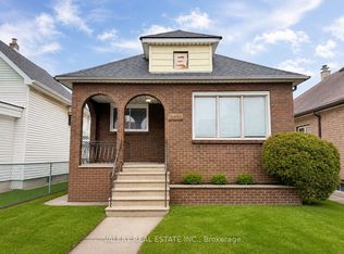 1102 Langlois Ave, Windsor, ON N9A 2H5