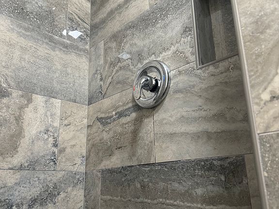 3rd image of 442 E Monterey Ave #2