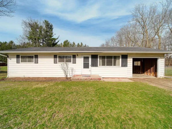 1616 Mitchell Ct, Adrian, MI 49221