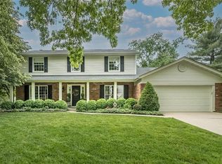 16264 Bent Tree Dr, Chesterfield, MO 63005