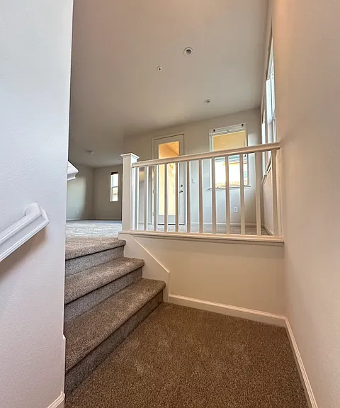 25442 Huntwood Ave — Photo 4