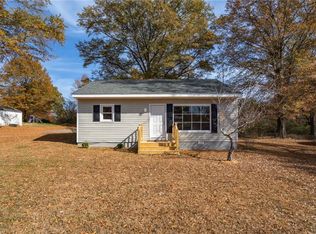 121 Dibrell Rd, Pelham, NC 27311