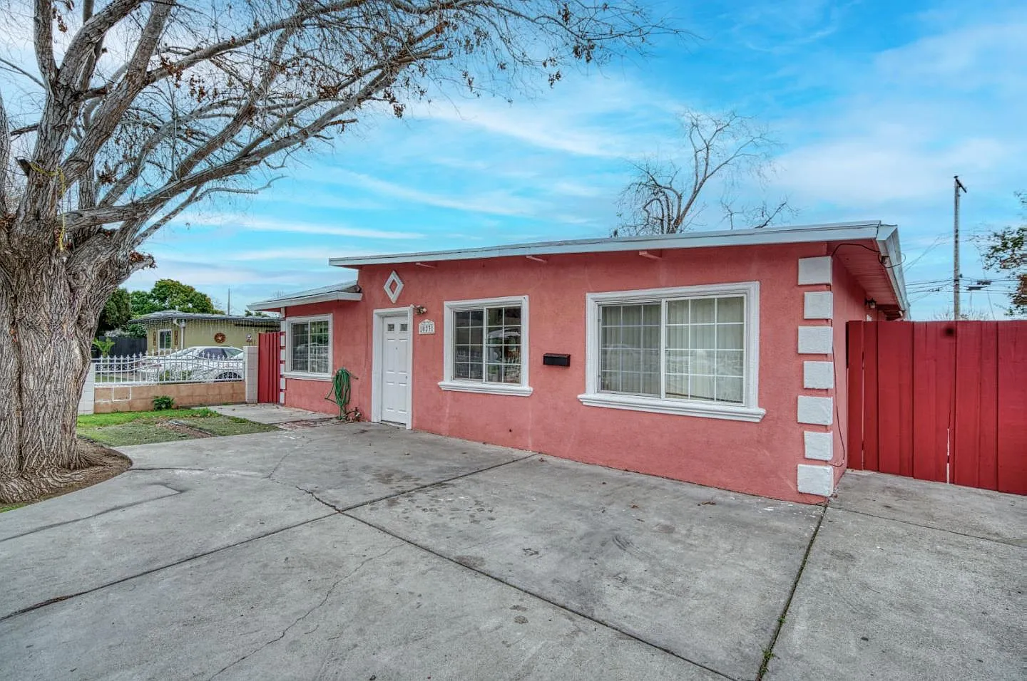 10231 Regan St photo 1