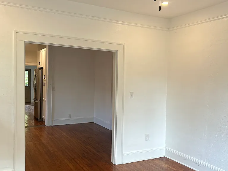 1089 Cherry St — Photo 11