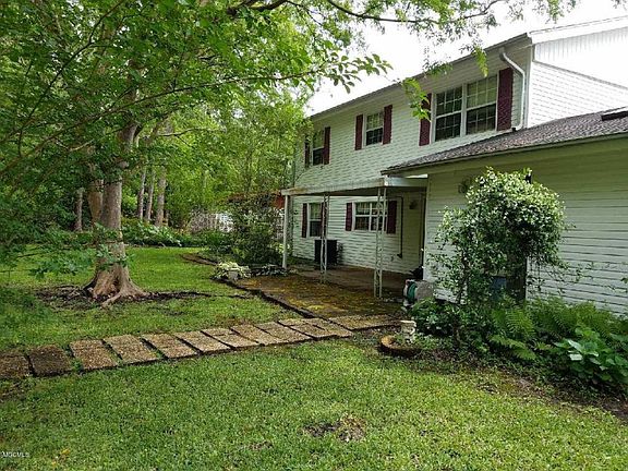 5th image of 2813 Montclair Ave