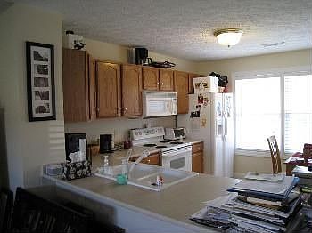 3rd image of 130 Willow Oak Dr