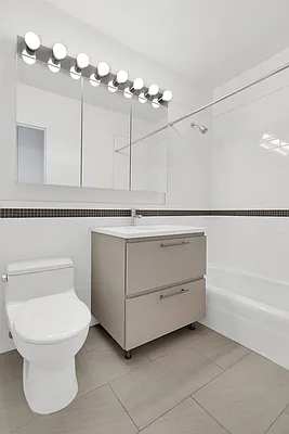 Rented by Cooper & Cooper Real Estate | media 9