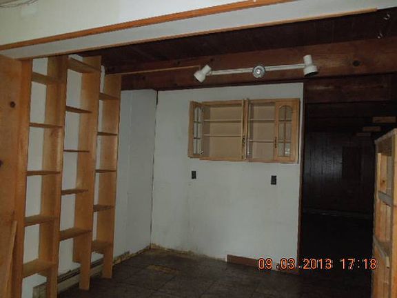 4th image of 23386 Marina Dr W