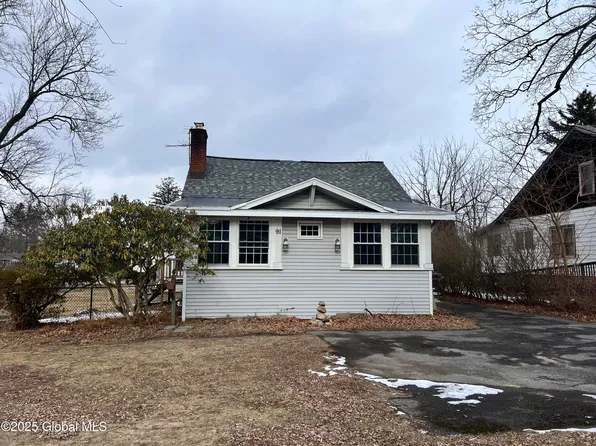 91 Seaman Avenue, Castleton On Hudson, NY 12033