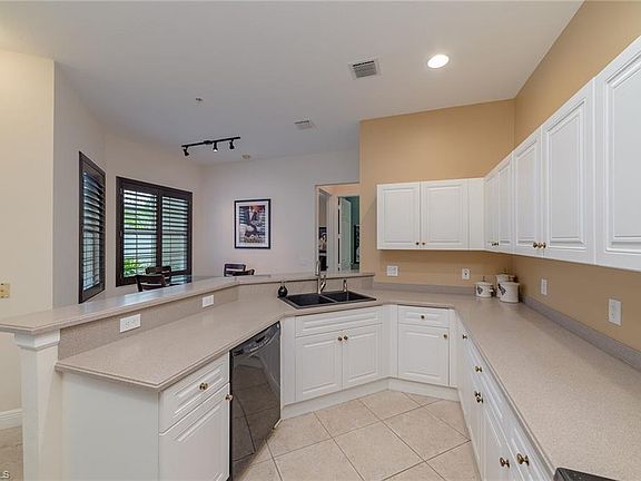 5th image of 4526 Cardinal Cove Ln #38