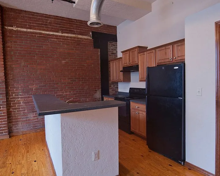 Stove Works Lofts — Photo 9
