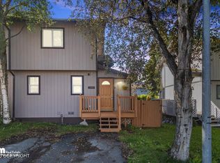 1140 Crow Berry Cir, Anchorage, AK 99515