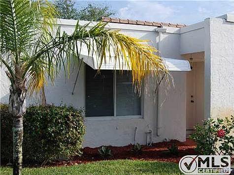 1st image of 2536 Boundbrook Dr S APT 127