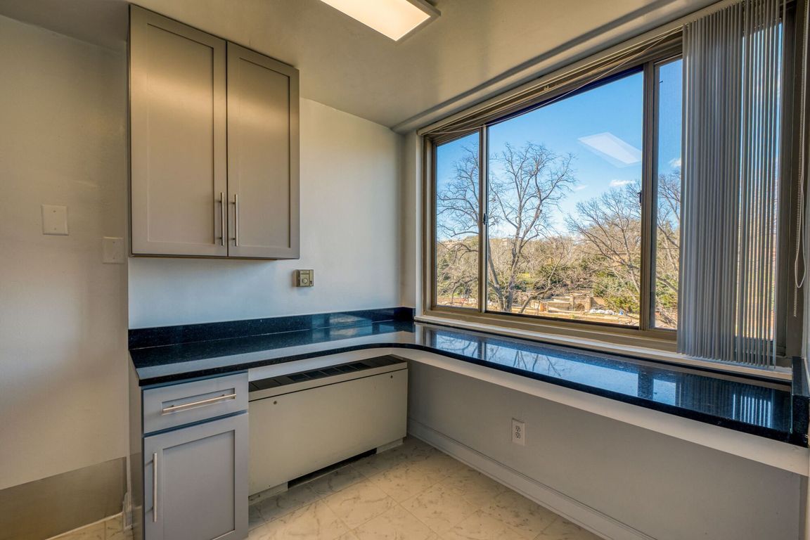 2112 New Hampshire Ave Studio Kitchen 22 3