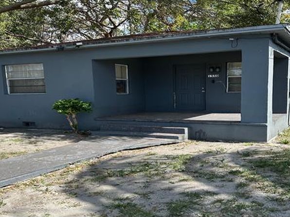 1550 NW 68th Ter
