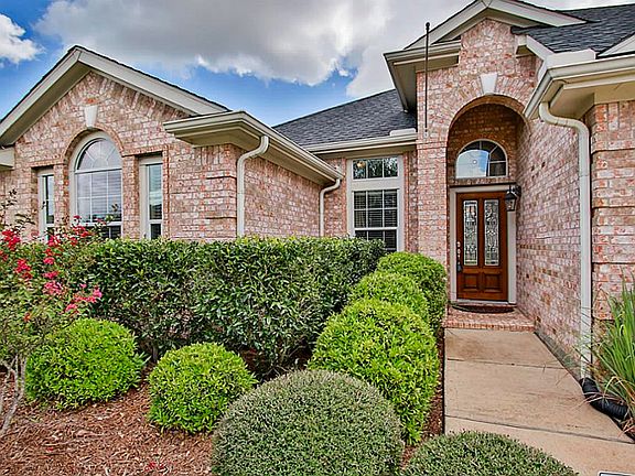 2nd image of 7602 Stone Arbor Ln