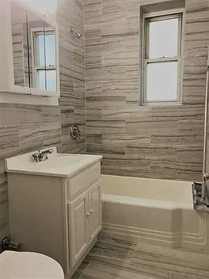 Rented by Bruma Realty LLC | media 32