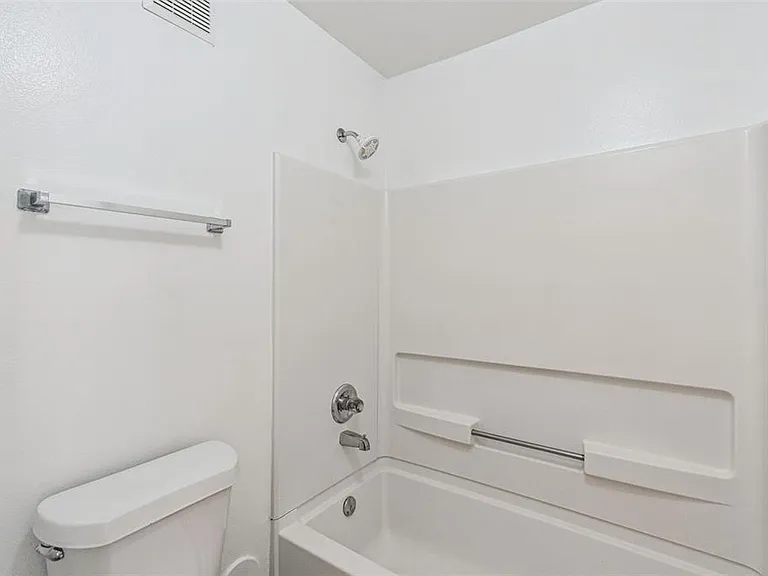 8818 Grand Palms Cir #A — Photo 13