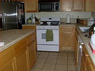 4th image of 720 Elmwood Dr
