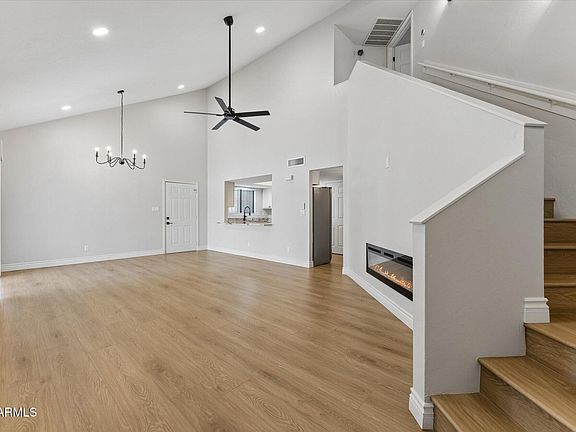 3rd image of 13820 N 42ND Avenue