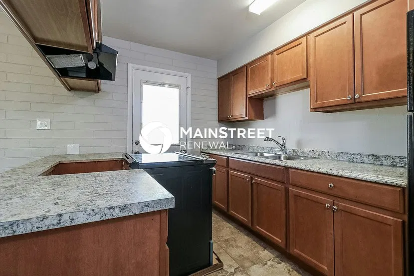 12 W Brinker Dr — Photo 4