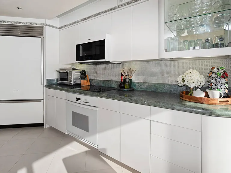 1760 Avenida Del Mundo #306 — Photo 12