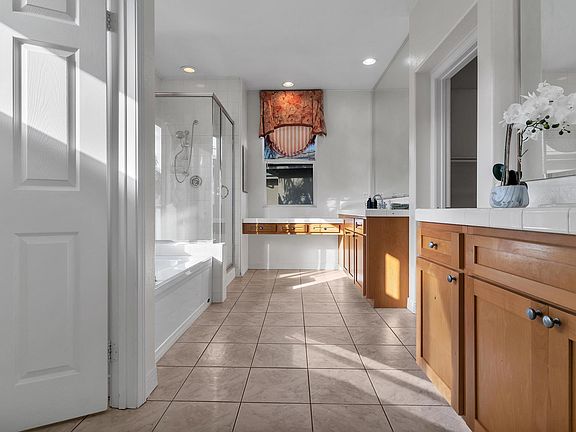 3rd image of 1558 Santa Sierra Dr