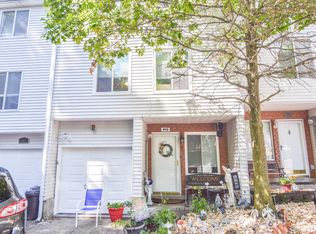 416 Ilyssa Way, Staten Island, NY 10312