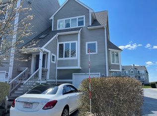 700 Shore Dr UNIT 915, Fall River, MA 02721