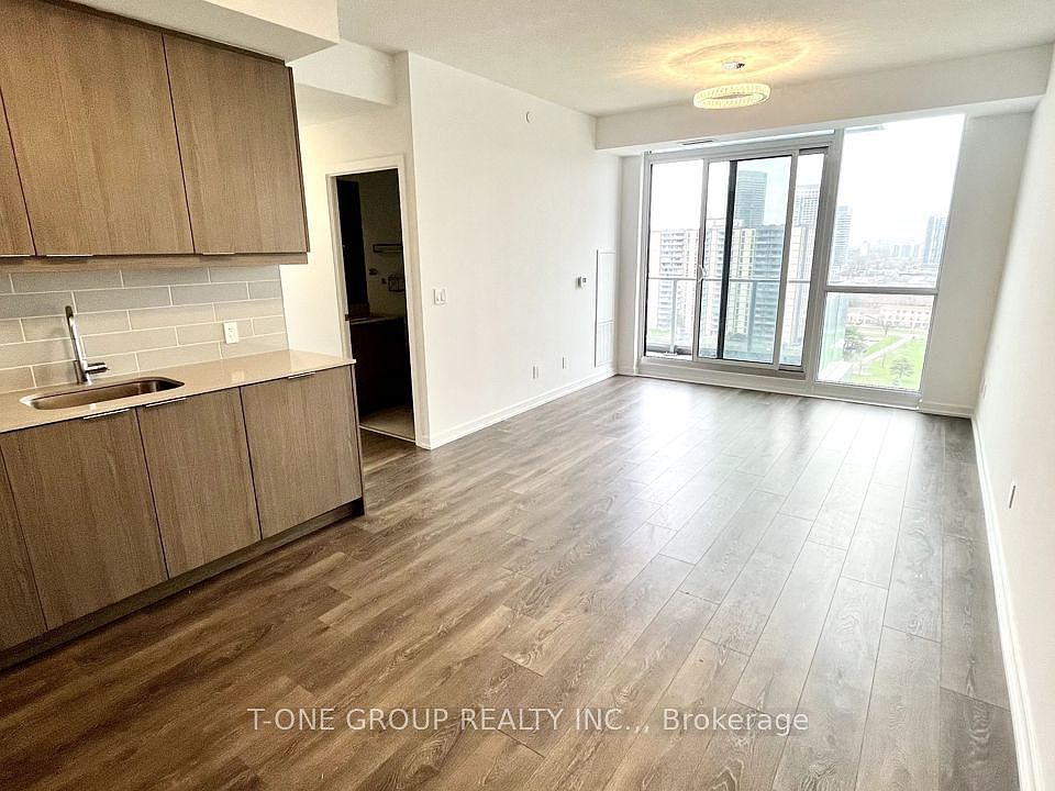 1st image of 32 Forest Manor Rd #1305