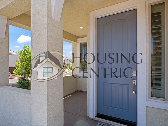 Front Door and Front Patio Niche