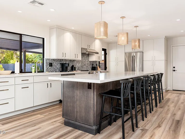 6025 E Charter Oak Rd — Photo 23