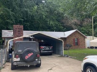 100 Renshaw Rd, Yazoo City, MS 39194